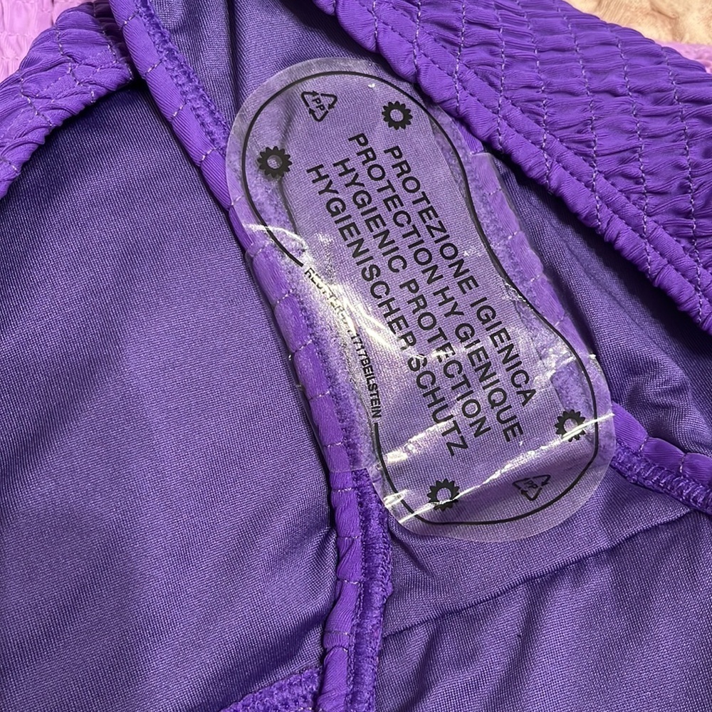 NEW SWIMSUIT - One Piece Asymmetrical Swimsuit with High Waist and Cutout - Picture 7 of 8